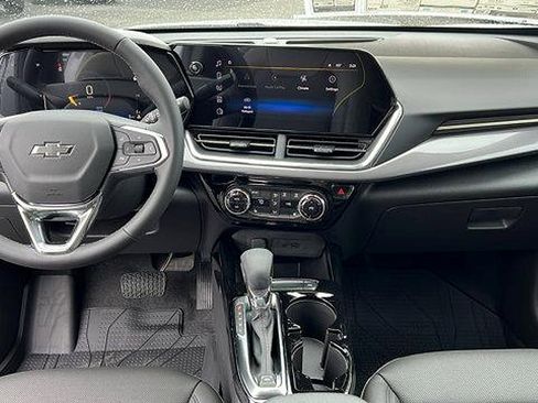 New 2026 Chevrolet Trax ACTIV w/ Driver Confidence Package image 15