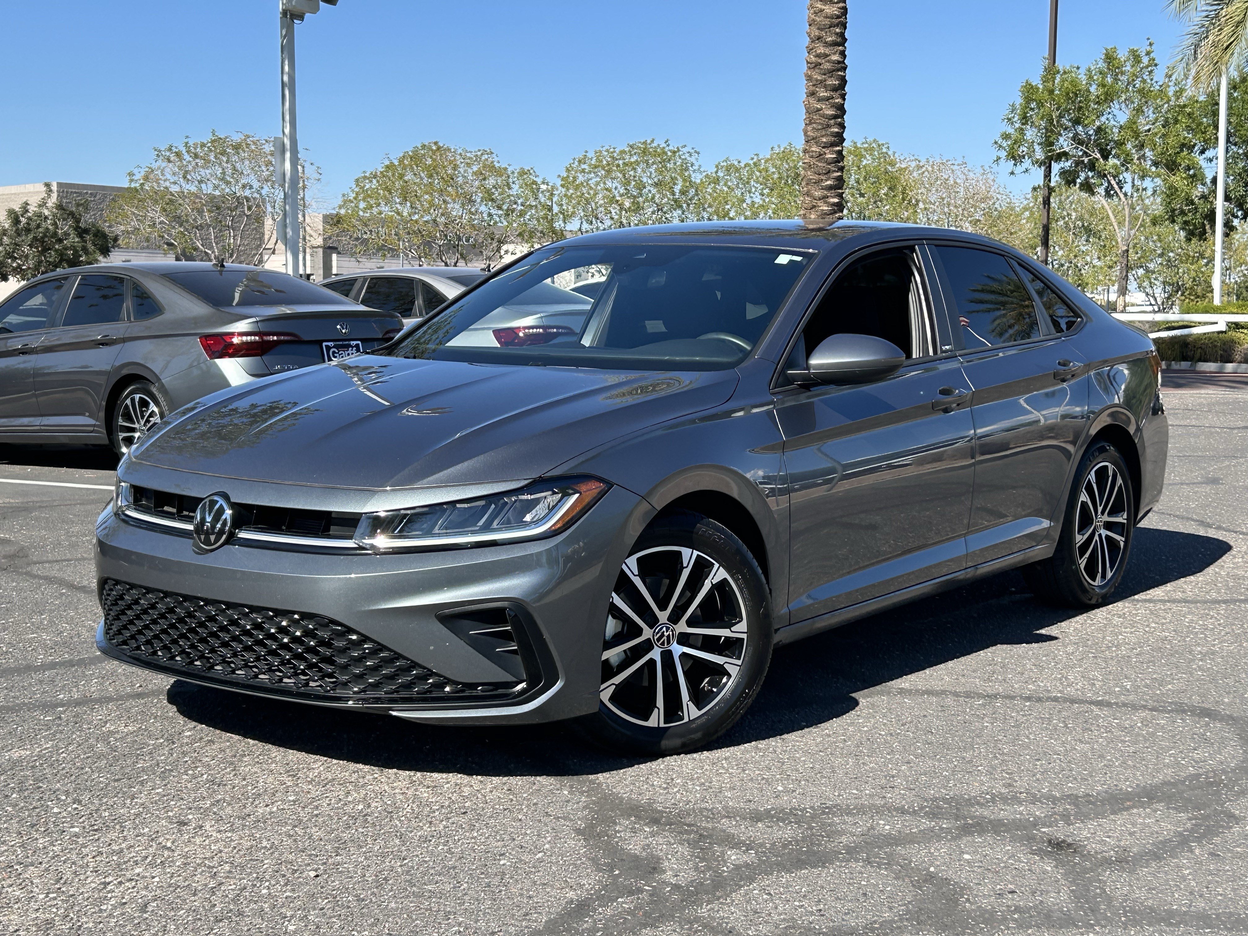 Used 2026 Volkswagen Jetta Sport FWD image 31