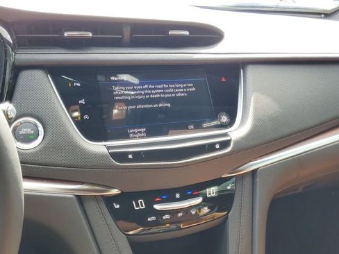 New 2026 Cadillac XT5 Premium Luxury image 9