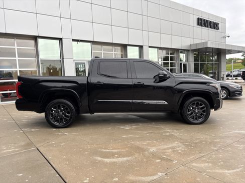 Used 2025 Toyota Tundra Platinum AWD/4WD image 10
