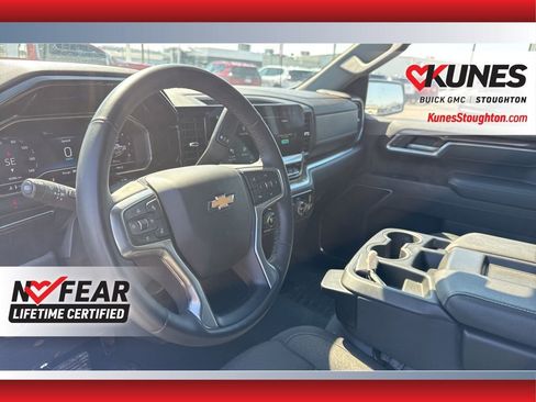 Used 2025 Chevrolet Silverado 1500 LT w/ Work Truck Package AWD/4WD image 19