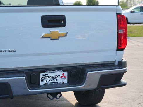 Used 2018 Chevrolet Colorado W/T w/ WT Convenience Package RWD image 11