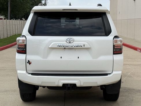 Used 2024 Toyota 4Runner SR5 RWD image 8