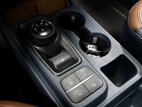Certified 2022 Ford Maverick Lariat w/ Lariat Luxury Package AWD/4WD image 30