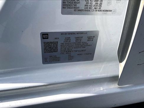 Used 2025 GMC Sierra 2500 AT4 image 20