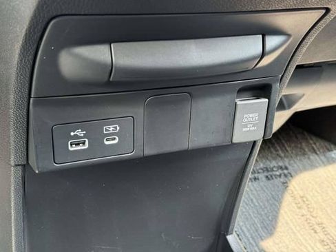 Used 2025 Honda Odyssey EX-L image 31