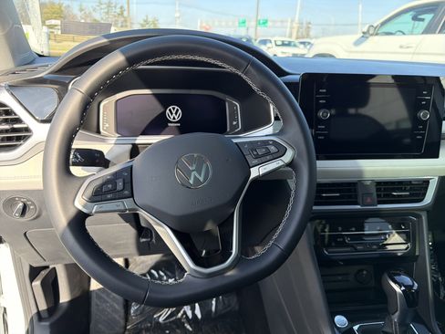New 2026 Volkswagen Taos SEL image 14