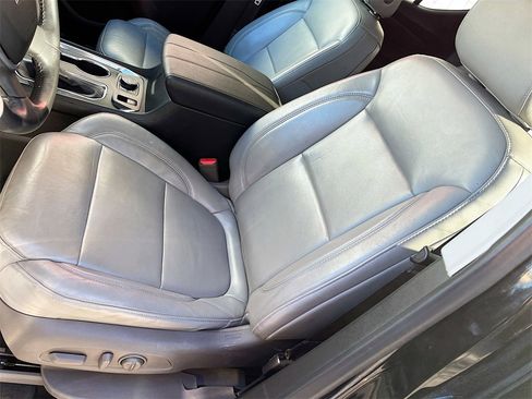 Used 2021 Chevrolet Traverse RS image 20