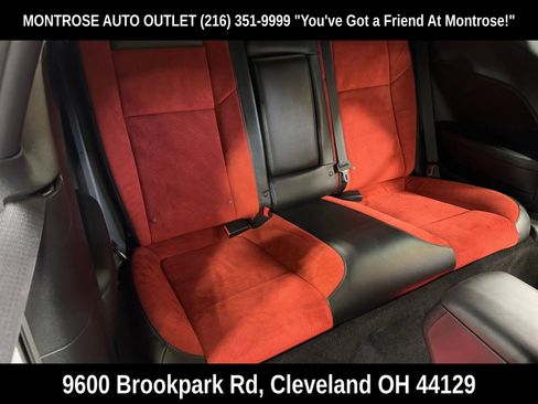 Used 2015 Dodge Challenger R/T Plus image 49