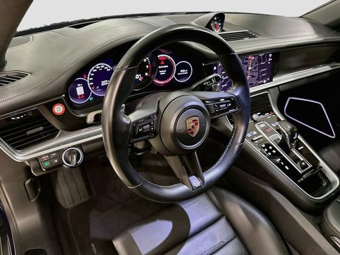 Certified 2023 Porsche Panamera 4 Platinum Edition AWD/4WD image 4