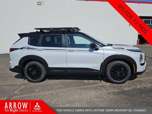 New 2025 Mitsubishi Outlander Trail Edition image 15