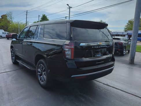 Used 2022 Chevrolet Suburban LT w/ Luxury Package AWD/4WD image 7