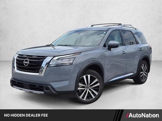 Used 2024 Nissan Pathfinder Platinum FWD video 1