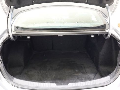 Used 2023 Chevrolet Malibu LT FWD image 29