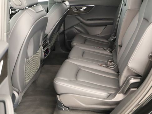 Used 2025 Audi Q7 3.0T Premium Plus w/ Premium Plus Package image 29