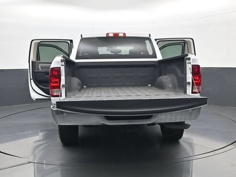 Used 2022 RAM 1500 Classic SLT w/ Electronics Group AWD/4WD image 32