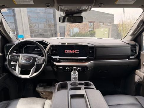 Used 2024 GMC Sierra 3500 SLT w/ X31 Off-Road Package image 10