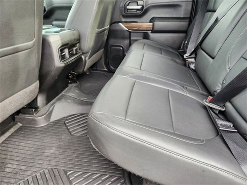 Used 2021 Chevrolet Silverado 1500 LT Trail Boss w/ Convenience Package II image 19