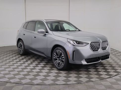 New 2026 BMW X3 xDrive30 w/ Premium Package image 3