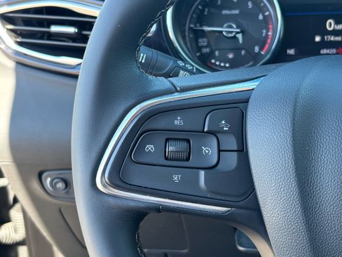 Used 2022 Buick Encore GX Select image 15