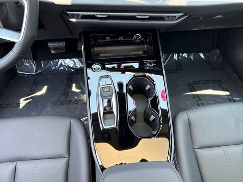 Used 2025 Audi A5 2.0T Premium w/ Convenience Package image 18