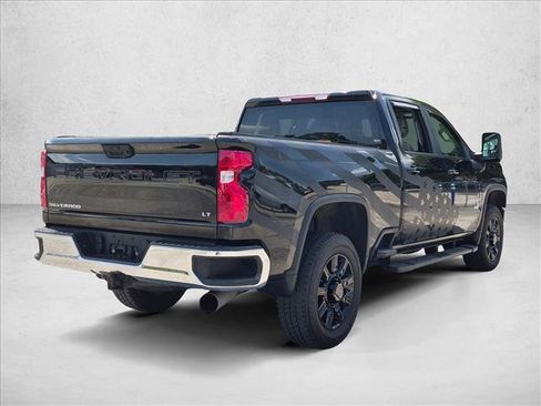 Used 2023 Chevrolet Silverado 2500 LT w/ Convenience Package AWD/4WD image 6