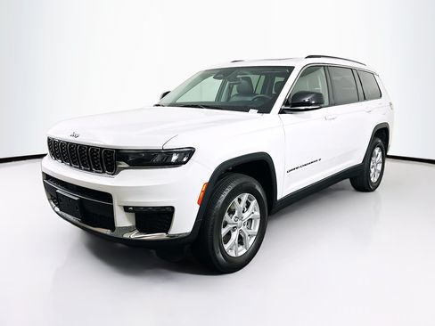 Used 2023 Jeep Grand Cherokee L Limited AWD/4WD image 3