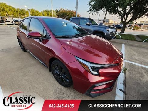 Used 2026 Toyota Corolla SE FWD image 1