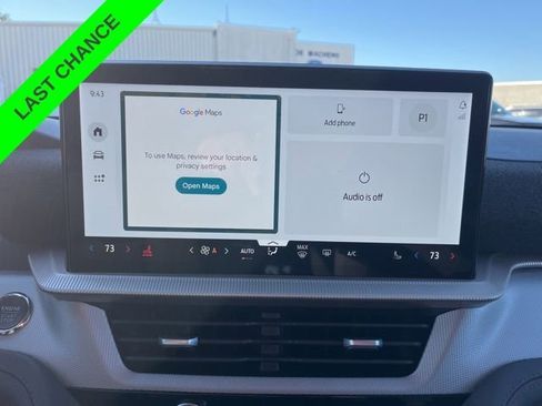 Used 2025 Ford Explorer Active image 21