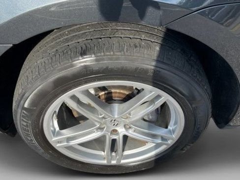 Used 2020 Porsche Macan AWD/4WD image 4