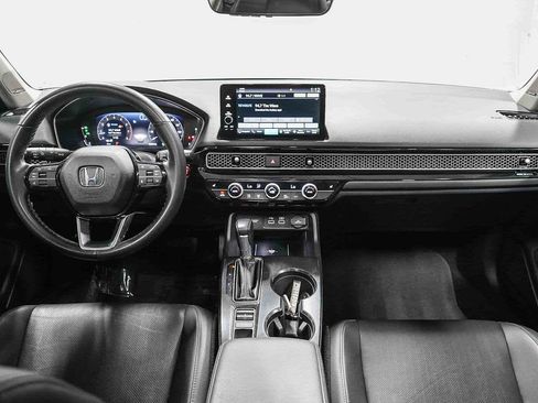 Used 2023 Honda Civic Touring image 14