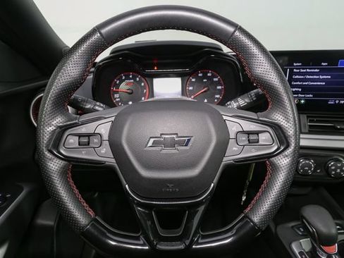 Used 2024 Chevrolet Trax RS FWD image 26