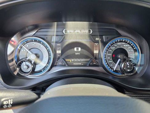 Used 2020 RAM 1500 Limited w/ Bed Utility Group RWD image 36