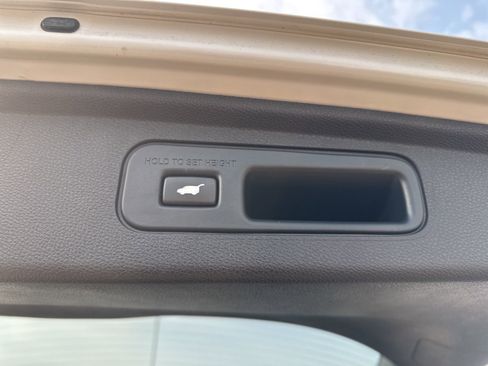 Used 2023 Honda Odyssey EX-L image 34