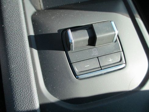 New 2026 GMC Sierra 2500 AT4 w/ AT4 Premium Plus Package image 18