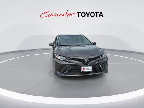 Certified 2020 Toyota Camry LE FWD image 3