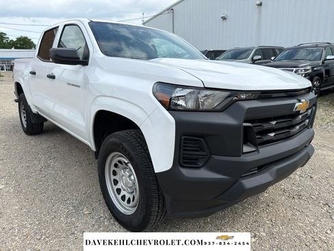 Used 2026 Chevrolet Colorado W/T AWD/4WD image 7