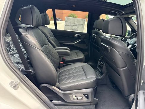 Used 2027 BMW X7 xDrive40i w/ Executive Package AWD/4WD image 30