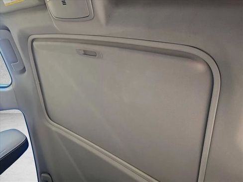 Used 2017 Toyota RAV4 XLE image 15