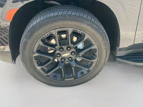 Used 2024 Chevrolet Suburban LS w/ Driver Alert Package RWD image 15