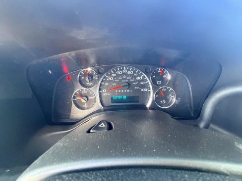 Used 2019 GMC Savana 2500 w/ Driver Convenience Package RWD image 20