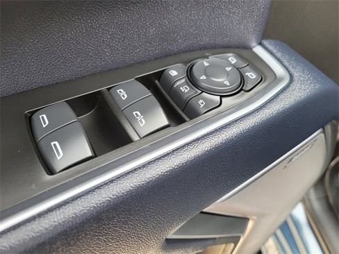 Used 2025 Chevrolet Silverado 3500 High Country w/ High Country Premium Package image 19