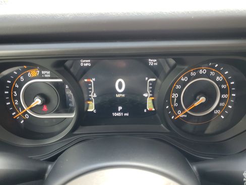 Used 2026 Jeep Wrangler Unlimited Rubicon image 21