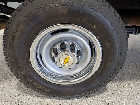 Used 2003 Chevrolet Silverado 2500 4x4 Regular Cab w/ Snow Plow Prep Package image 13