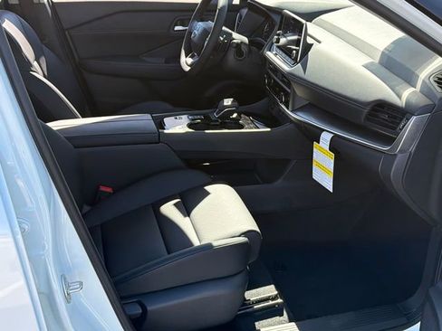 New 2026 Nissan Rogue SV FWD image 26