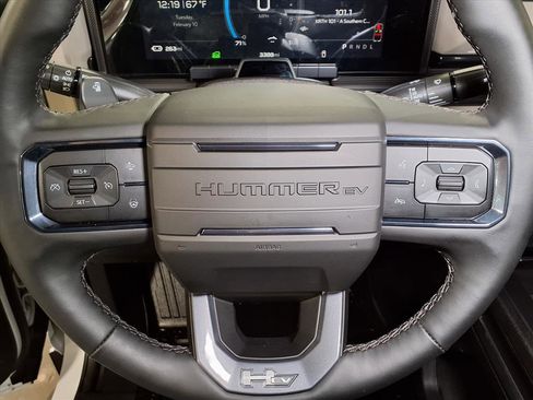 Used 2026 GMC Hummer EV SUV image 16