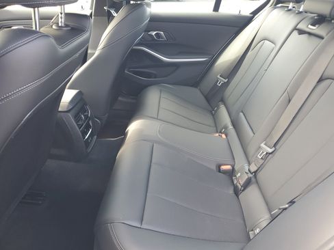 Used 2024 BMW 330i 330i w/ Convenience Package image 9