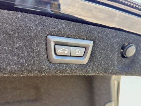 Used 2023 BMW 530i w/ M Sport Package image 10