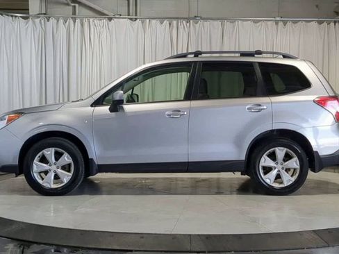 Used 2016 Subaru Forester 2.5i Premium AWD/4WD image 6
