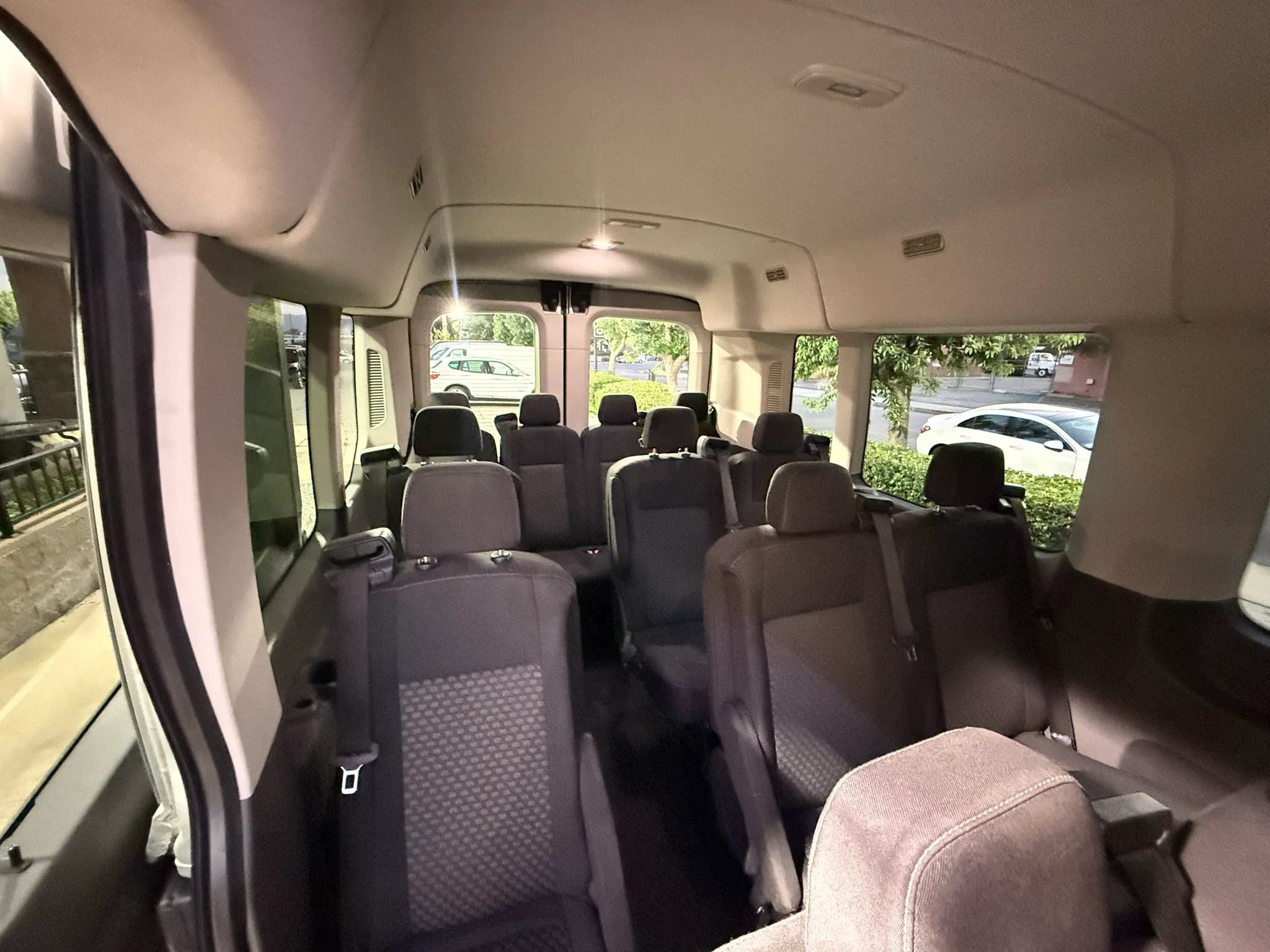 Used 2021 Ford Transit 350 XLT RWD image 12